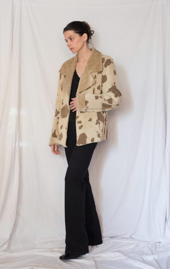 1990s Shearling Patchwork Jacket in Beige and Bro… - image 4