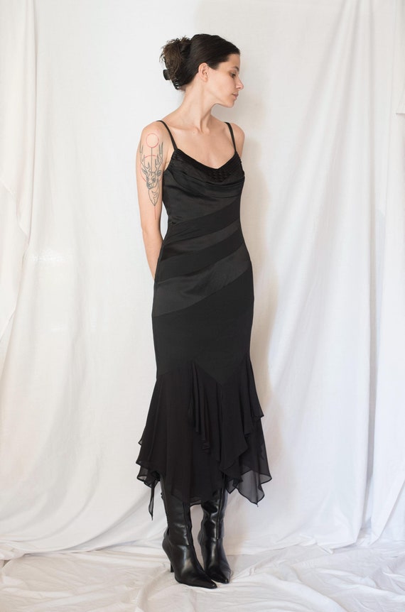 Y2K Karen Millen Silk Satin & Chiffon Bias Cut Asymmetrical Midi Dress in Black - Etsy Y2K Karen Millen Silk Satin & Chiffon Bias Cut Asymmetrical Midi Dress in Black - Etsy