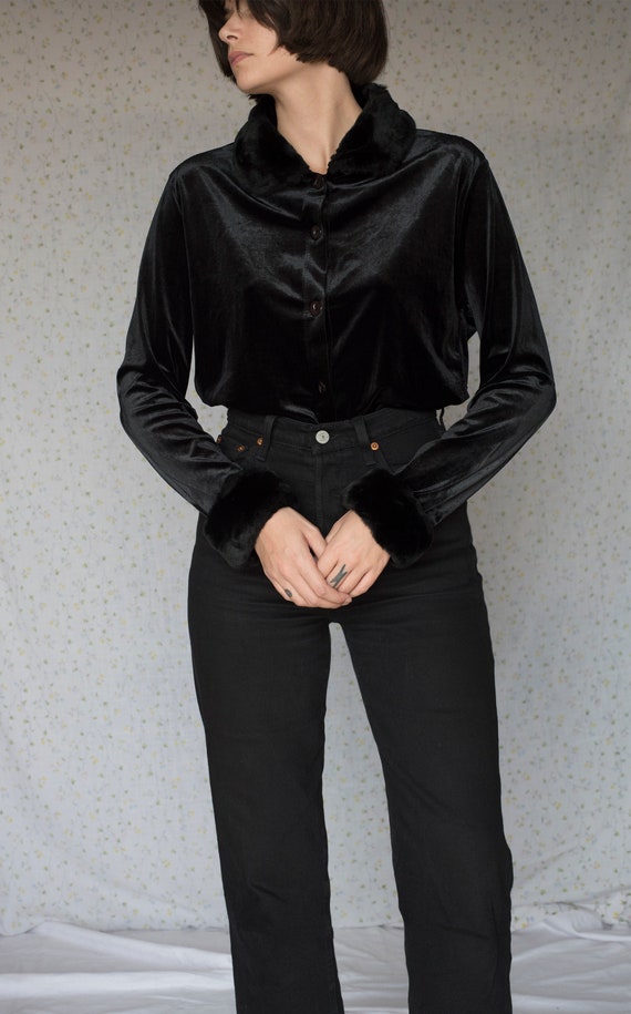 Mary~ White and Black Leather Collar and Cuff set