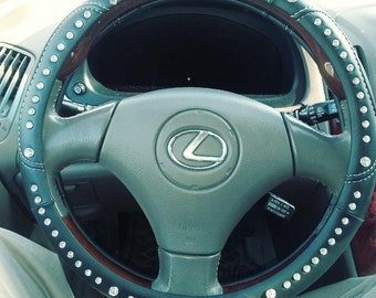 B - Black leather with stitching - TravelRosary steering wheel cover