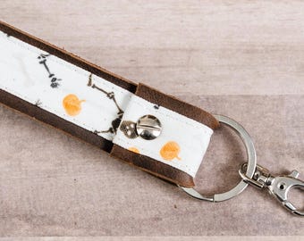 The (Not-So) Spooky Scary Skeletons Keychain