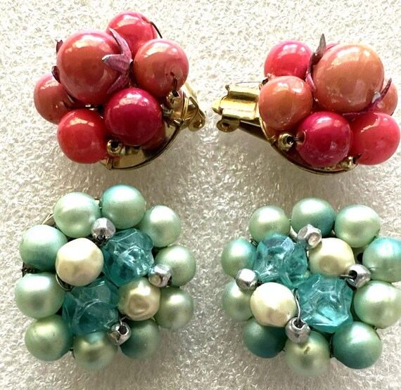 Ancien grand Collier couleur or perles multicolore bleu bijou vintage