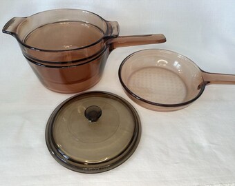 Juego de olla doble Corning Ware Vision vintage color ámbar V-20-B y sartén para gofres de 7 pulgadas.