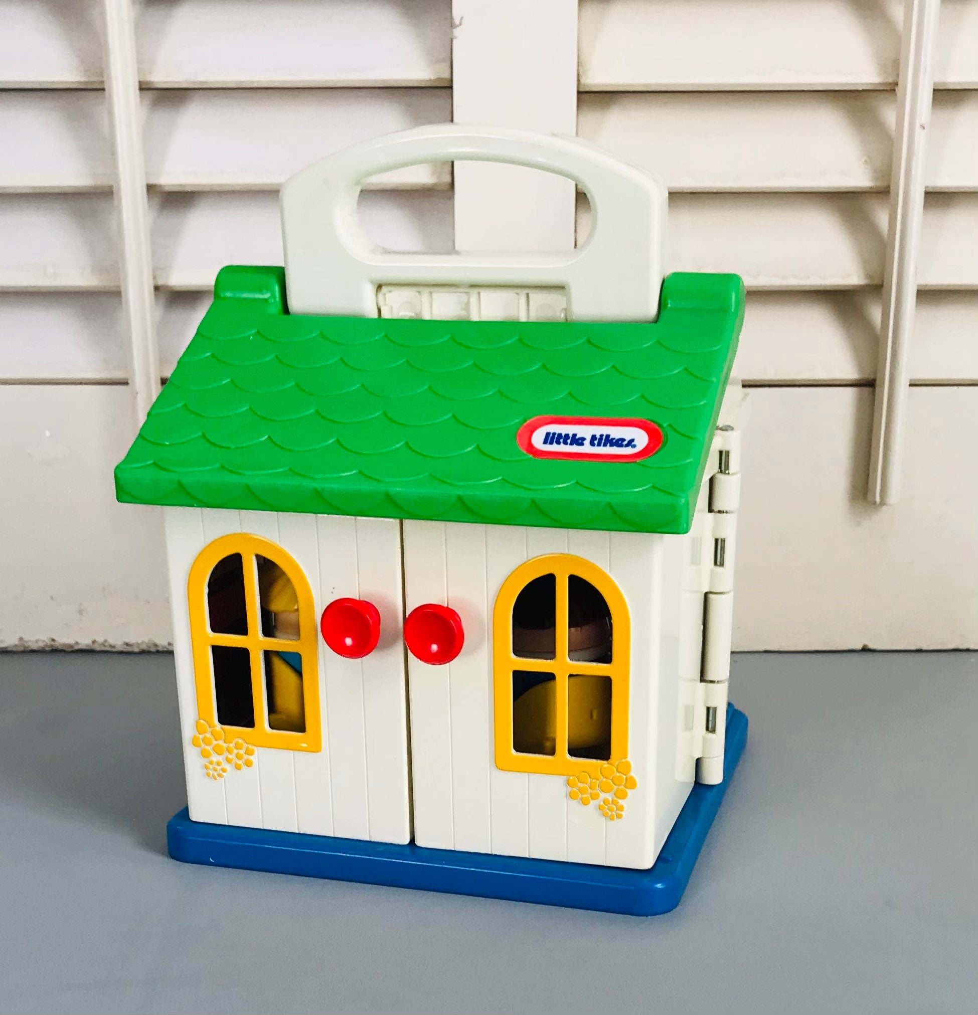 Little tikes green house 2025