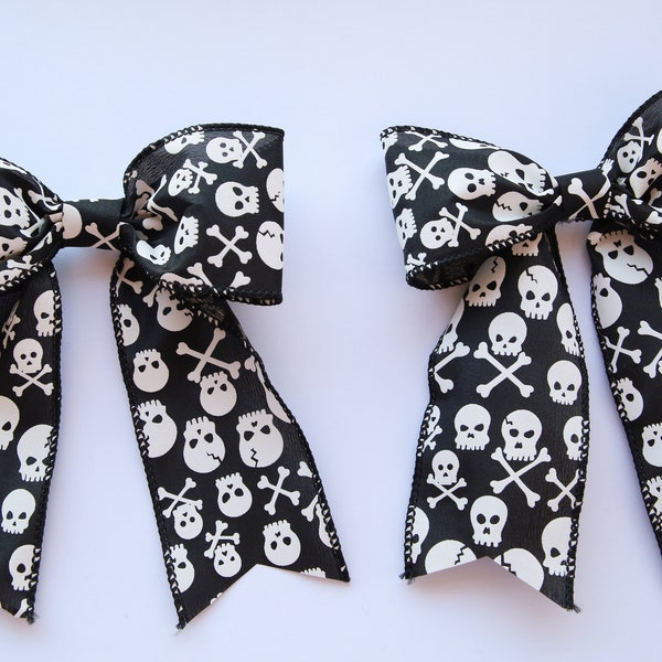 2 x Halloween Skull and Cross Bones Bows - Decorative Bows