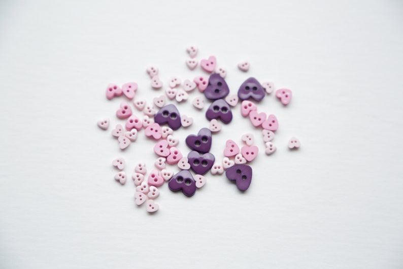 Trimmits Heart Shaped Mini Buttons