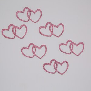 6 x sterben geschnittene verschlungene Herzen in rosa Glitzerkarte - Valentines, Jubiläum, Hochzeit, Verlobung, Liebe.