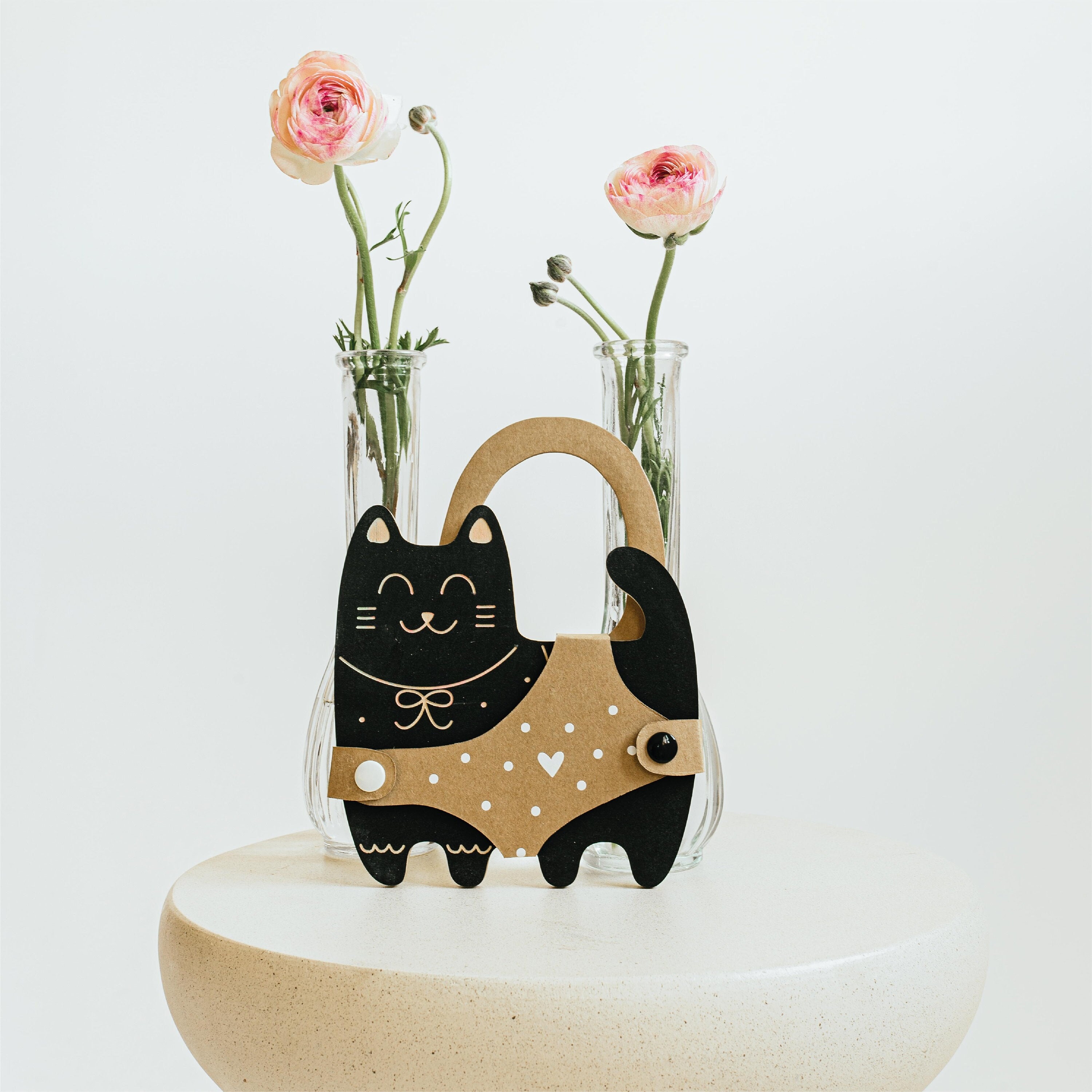 The Cat - Animal shaped chalk board / with chalk