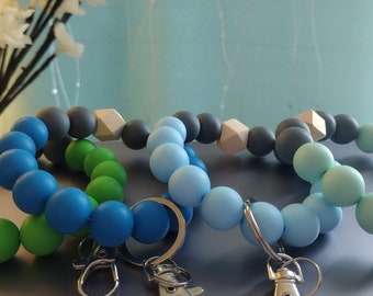 Beaded Wristlet Keychain: Soft Silicone Key Ring