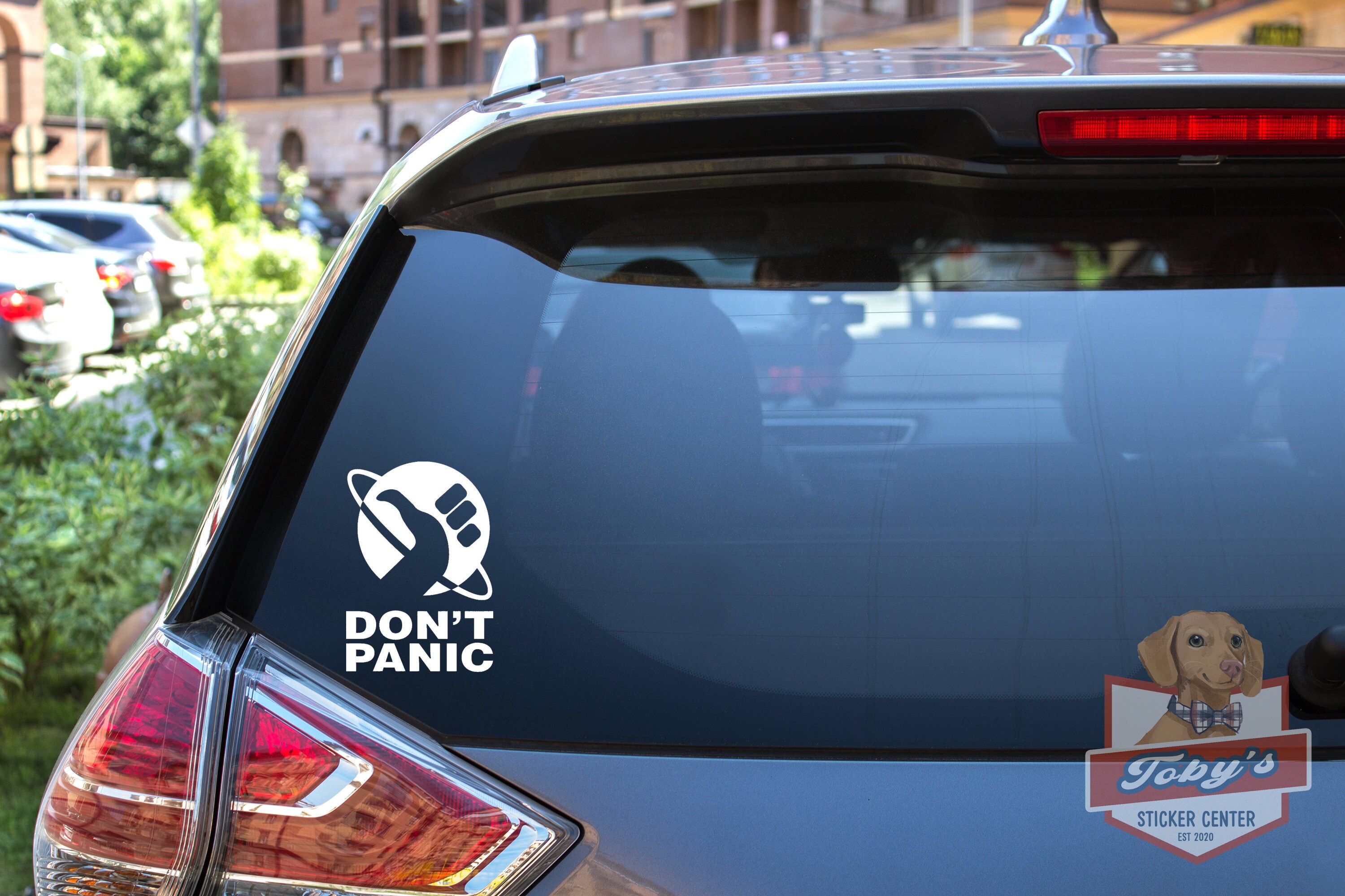 Don't Panic - Hitchhikers Guide To The Galaxy : Decal, Book, Movi…