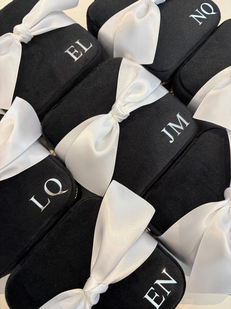 Travel Jewelry Case, Bridesmaid gifts, velvet Jewelry box, personalized jewelry case, black bridesmaid gifts, modern bridesmaid gift, bridal image 4