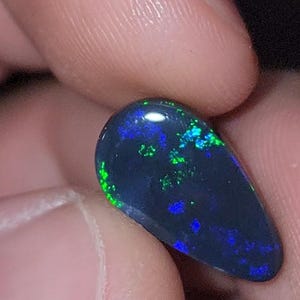 4.5ct Lightning Ridge Black Opal FOR CUSTOM JEWELRY