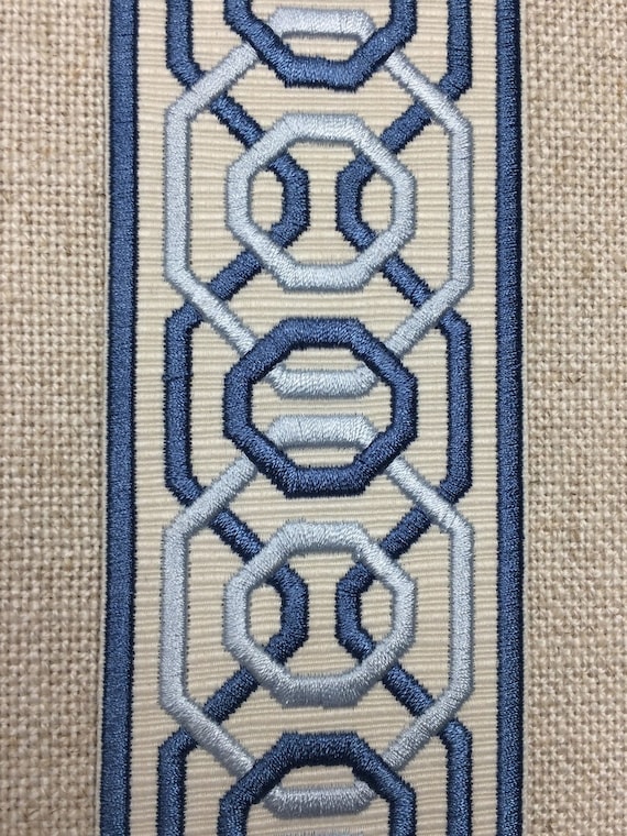 Embroidered Fabric Trim AT-21-498