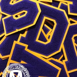 Lila / Gold 6-Zoll-Chenille Varsity Letterman Buchstabenaufnäher / A-Z verfügbar / Auf Lager / Versandfertig / MADE in den USA
