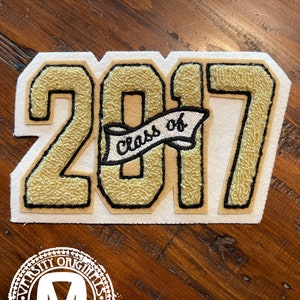 Parche Chenille Varsity Letterman de 3.5&quot; / Parche de graduación Clase de 2017 / En stock / Listo para enviar / HECHO en EE. UU.