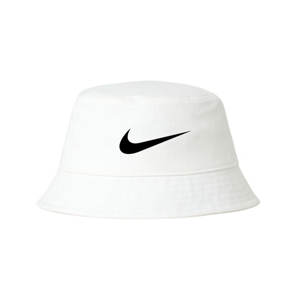 white nike bucket hat