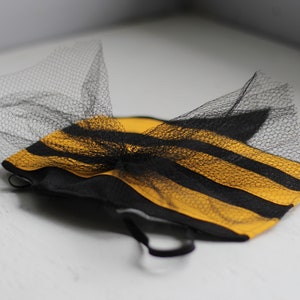 Bee Chicken Saddle: Waterproof Hen Apron Costume with Stinger Protector