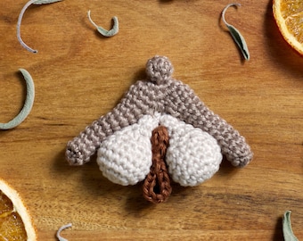 PDF crochet clitoris en coton, féministe, girl power, empowerment, vulve, patron en français, modèle crochet, tuto crochet
