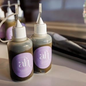 Amarya Henna Freckle bottles