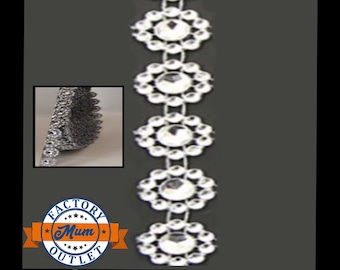 Flower Rhinestone Roll - Bling