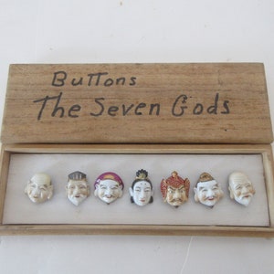 Wonderful Boxed Set of Kojima Art Porcelain Seven Fortune Gods Buttons sewn on Original wood card, JP681, excellent condition, button