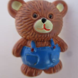 JHB Brown Bear Buttons - B345 - cute, plastic buttons from JHB 1990s, button, buttons, button lover, button collector,  Teddy Bear Button
