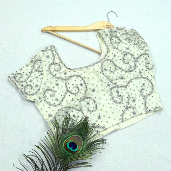 インド製中古厚手ホワイト手刺繍ブラウス/トップス/クロップド丈 インド製中古厚手ホワイト手刺繍ブラウス/トップス/クロップド丈