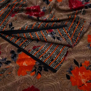 Indian Vintage Sari Brown Pure Crepe Silk Printed Saree 5yd Sewing Floral Soft Craft Fabric Wrap Dress Making For Crafting Quilting Upcycle
