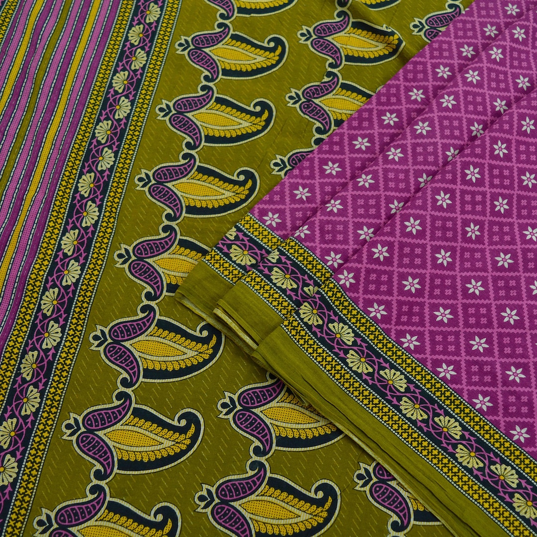 Indian Vintage Sari Green & Red Printed Pure Cotton Saree Craft Fabric 5Yd Sewing Sarong Wrap Boho Floral Crafting Upcycle Quilting Used