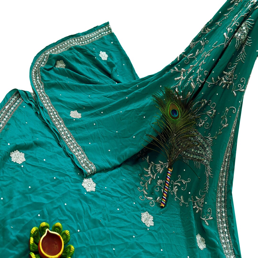 Chute De Sari En Soie Crêpe Pure 100% – Vert – Tissu Artisanal Indien – 176 X 39 Pouces