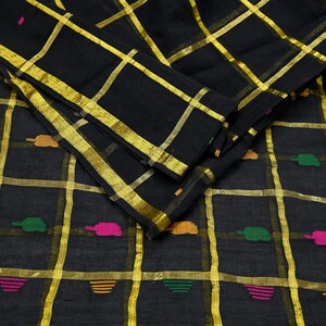 Tela para saris vintage indios, negra, de algodón puro, tejida a mano, 5 yardas, con estampado floral étnico, ideal para manualidades, reciclaje, acolchado y confección de vestidos. imagen 1