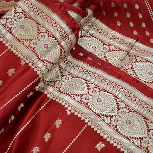 Indian Vintage Sari Dark Red Heavy Wedding Pure Satin Silk Woven Brocade Banarasi Sarees Zari 5Yd Dress making Crafting Bridal/ Wedding