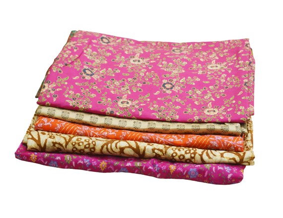 SPEDIZIONE GRATUITA Lotto Vintage Di 5 Sari Riciclati Usati In Feltro Trapuntato Sari In Pura Seta Con Tessuto Difettoso Artigianato Sari Sartoria Cucito Morbido - Italia - Foto 4