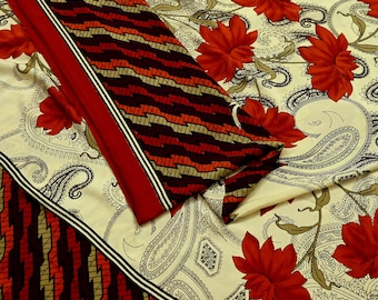 Indian Vintage Moss Crepe Printed Saree Floral Design 5 Yards Soft Craft Fabric for Dressmaking, Décor, Quilting, & Upcycling