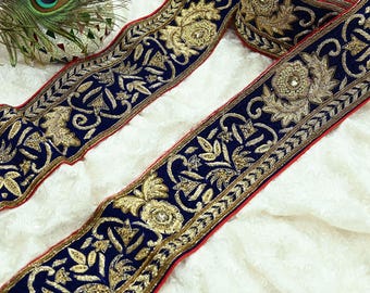 Borde de sari azul vintage indio bordado a mano, ribete artesanal de encaje, cinta de sari de terciopelo, 1 yarda, confección de vestidos, diseño de vestidos, decoración Dabka
