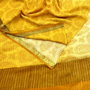 Women Vintage Sari Yellow & Ivory Pure Chiffon Silk Printed Sarees 6Yd Craft Fabric Sewing Soft Dress Making Zari Crafting Quilting