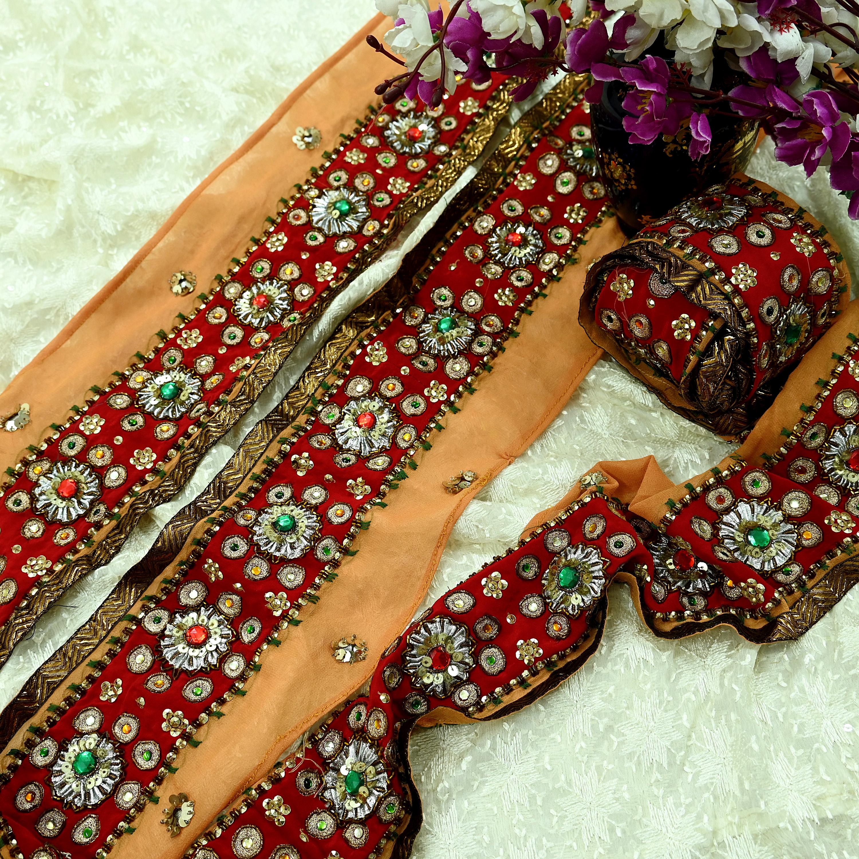 インド製ヴィンテージレッド＆ボーダー手刺繍1ヤードクラフトトリム 