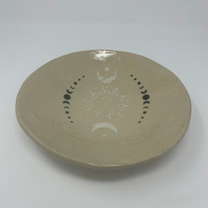 Moonkeeper - dish