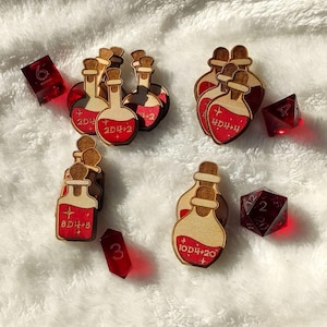 Dungeons and Dragons | TTRPG | D&D-tillbehör | Handgjorda markörer | Trämarker för helande trolldryck (15 delar)