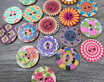 Wooden Buttons 10/20/30 Bohemian Boho Retro Style Buttons 25mm crafting sewing knitting