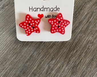 Bunte Stern Ohrringe • Lustige Knopf Ohrstecker • Himmlische Schmuck Geschenk für Sie