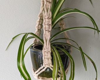 Mini Macrame Plant Hanger | Mini Plant Holder | holds 4 inch pot