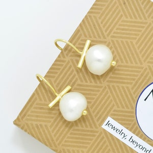 Pearl Earring Gold Baroque Pearl Bridal Wedding Earrings