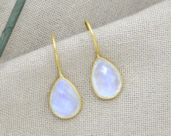 Rainbow Moonstone Gold Earring, Teardrop White Gemstone Earring 18k Gold Plated Silver 925, June Birthstone Jewelry, Wedding Bride Earring