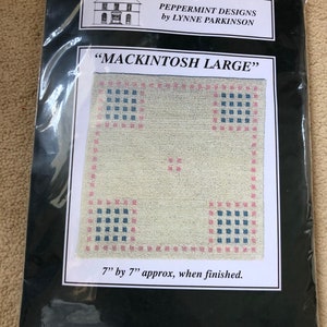 Dollhouse Miniature Needlepoint Carpet Kit 1:12 scale 18 Count Canvas