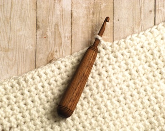 Handmade Wooden Crochet Hooks - Made out of Walnut or Maple Wood -  Woodturned