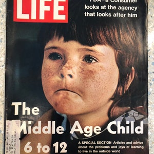 Collectible LIFE Magazine- Oct 20, 1972 -Birthday Gift Idea