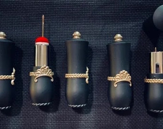 DIY Lipstick Tube Into A Sewing Needle Holder 