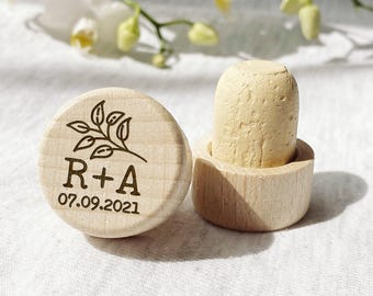 Engraved Wine Stopper Wedding Favors – Personalized Keepsake Gift for Guests