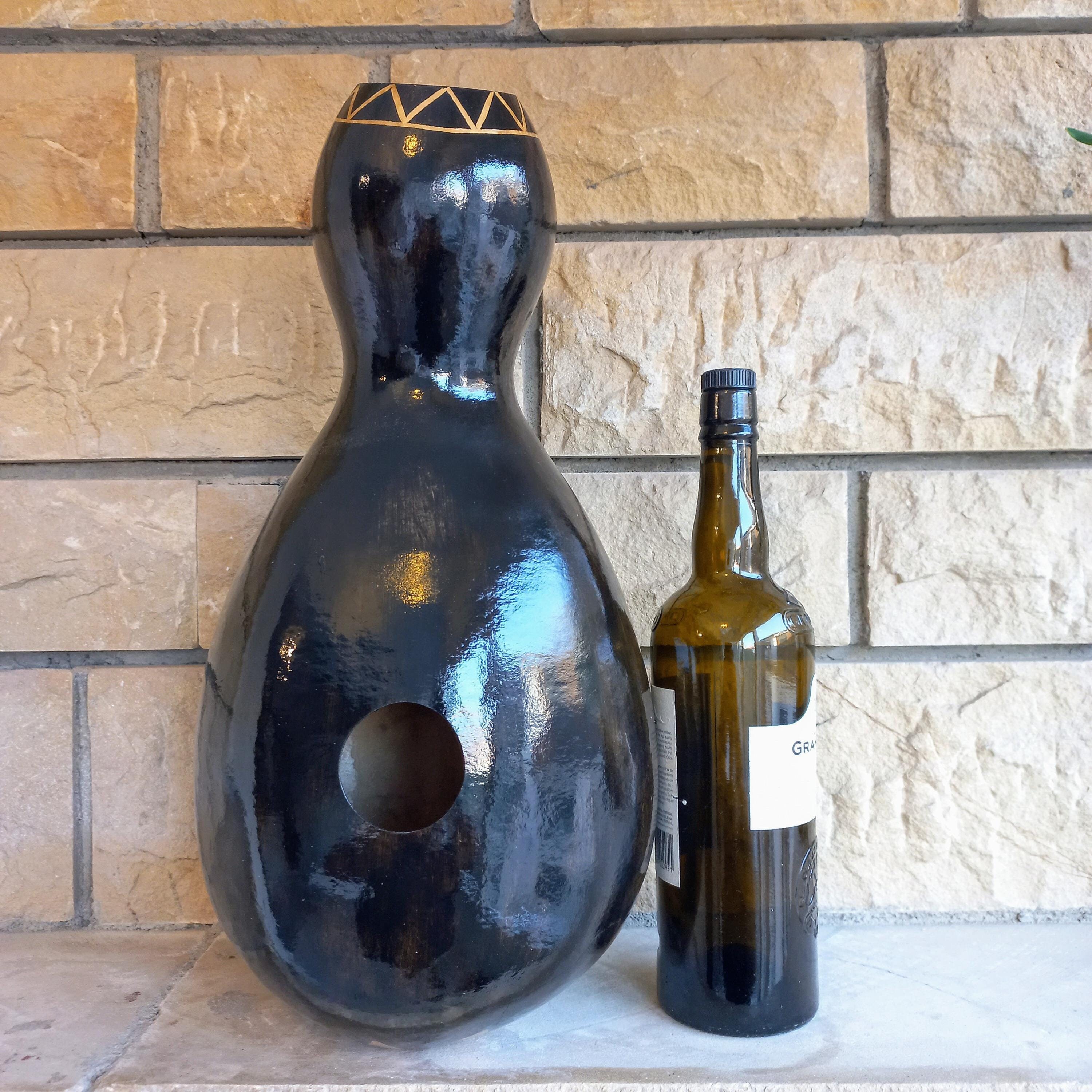 Black Gourd Udu Drum: Handcrafted Nigerian Percussion